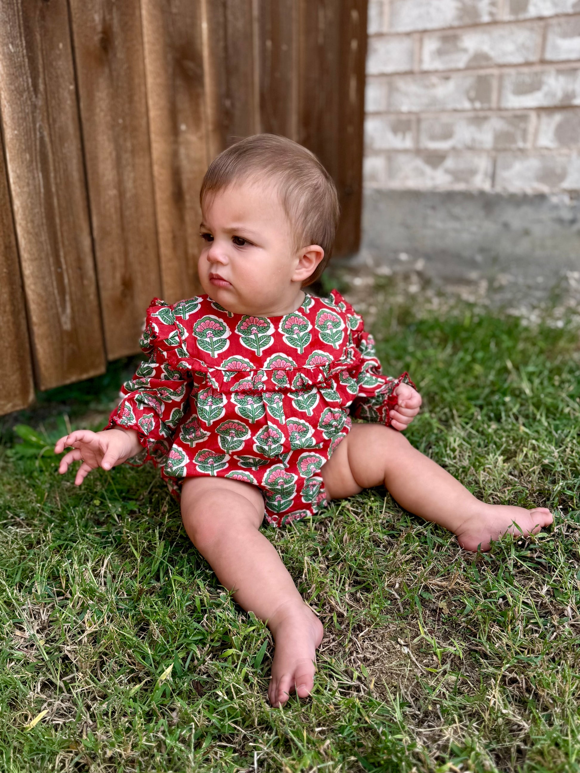 Christmas Floral with Gold Lurex Bubble